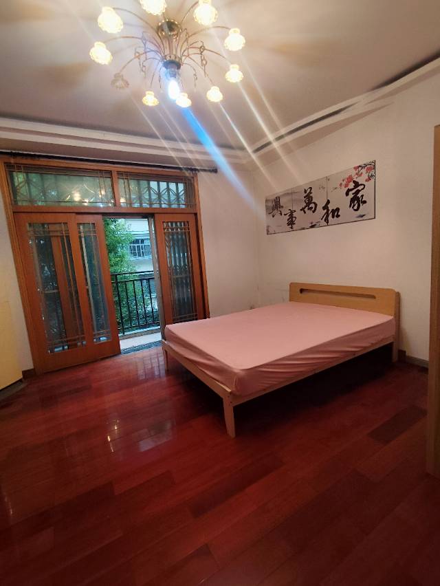 柴林花园 随时看房·