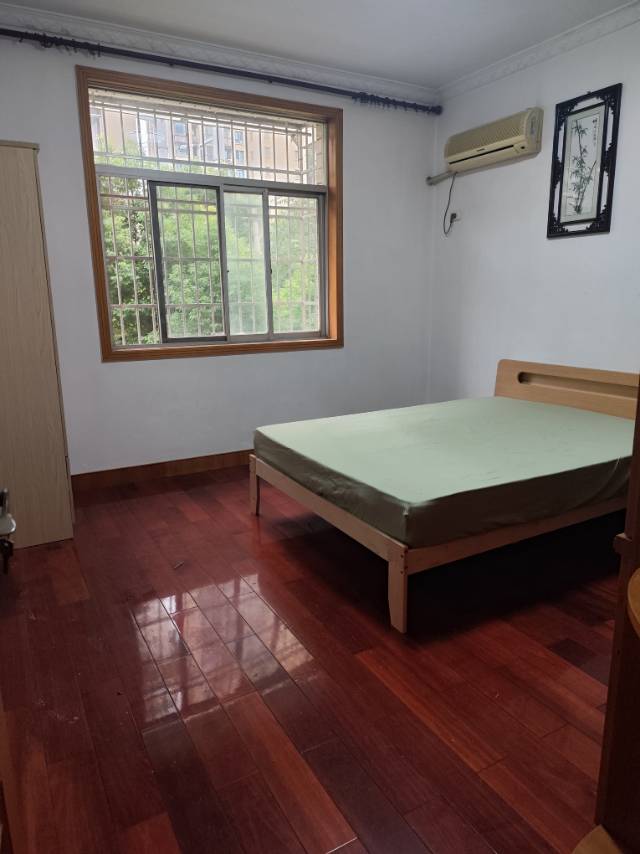 柴林花园 随时看房·