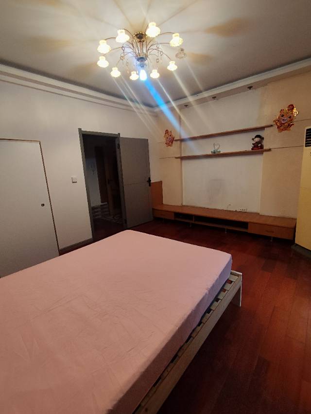 柴林花园 随时看房·