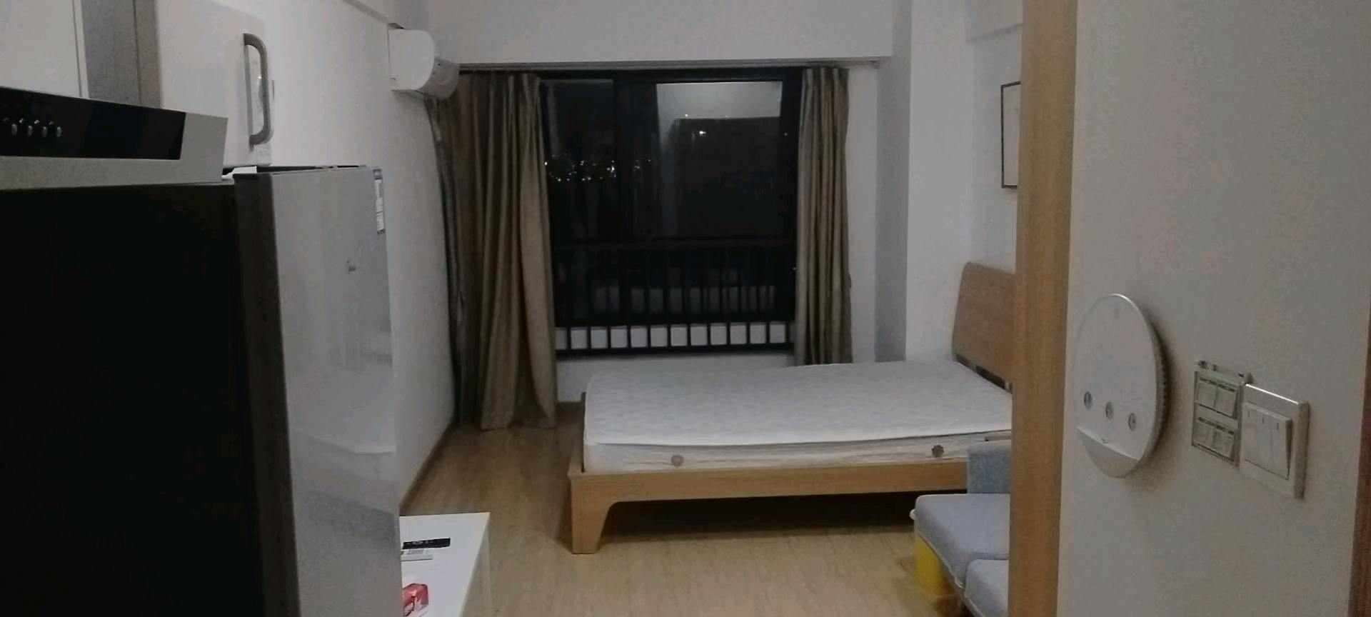 宝山龙湖天街 随时看房·