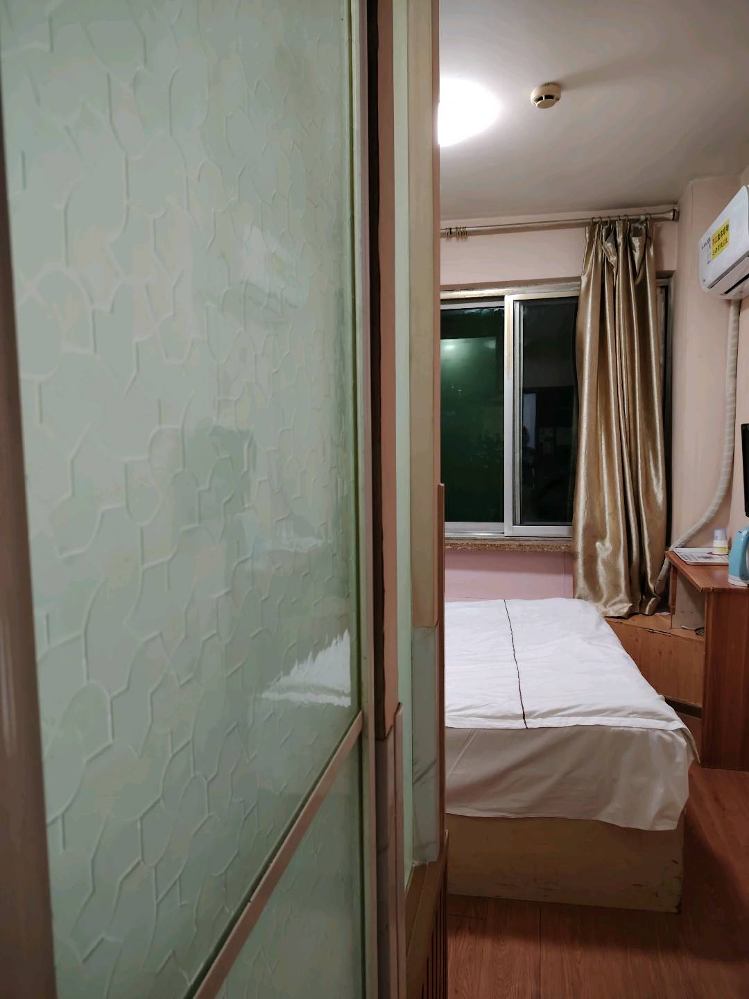 向阳大厦 随时看房·