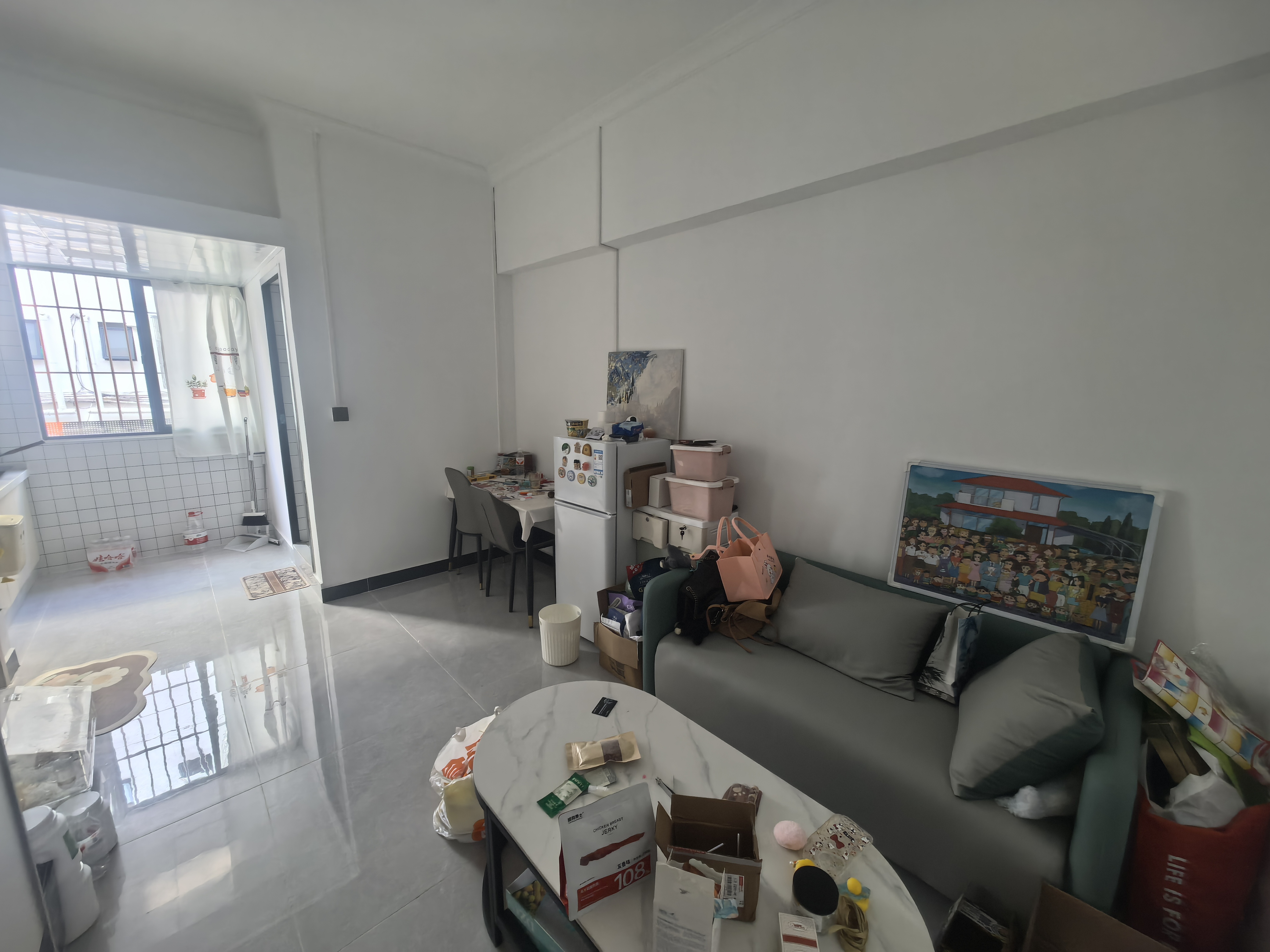 东泰职工之家 1居室 2500元/月