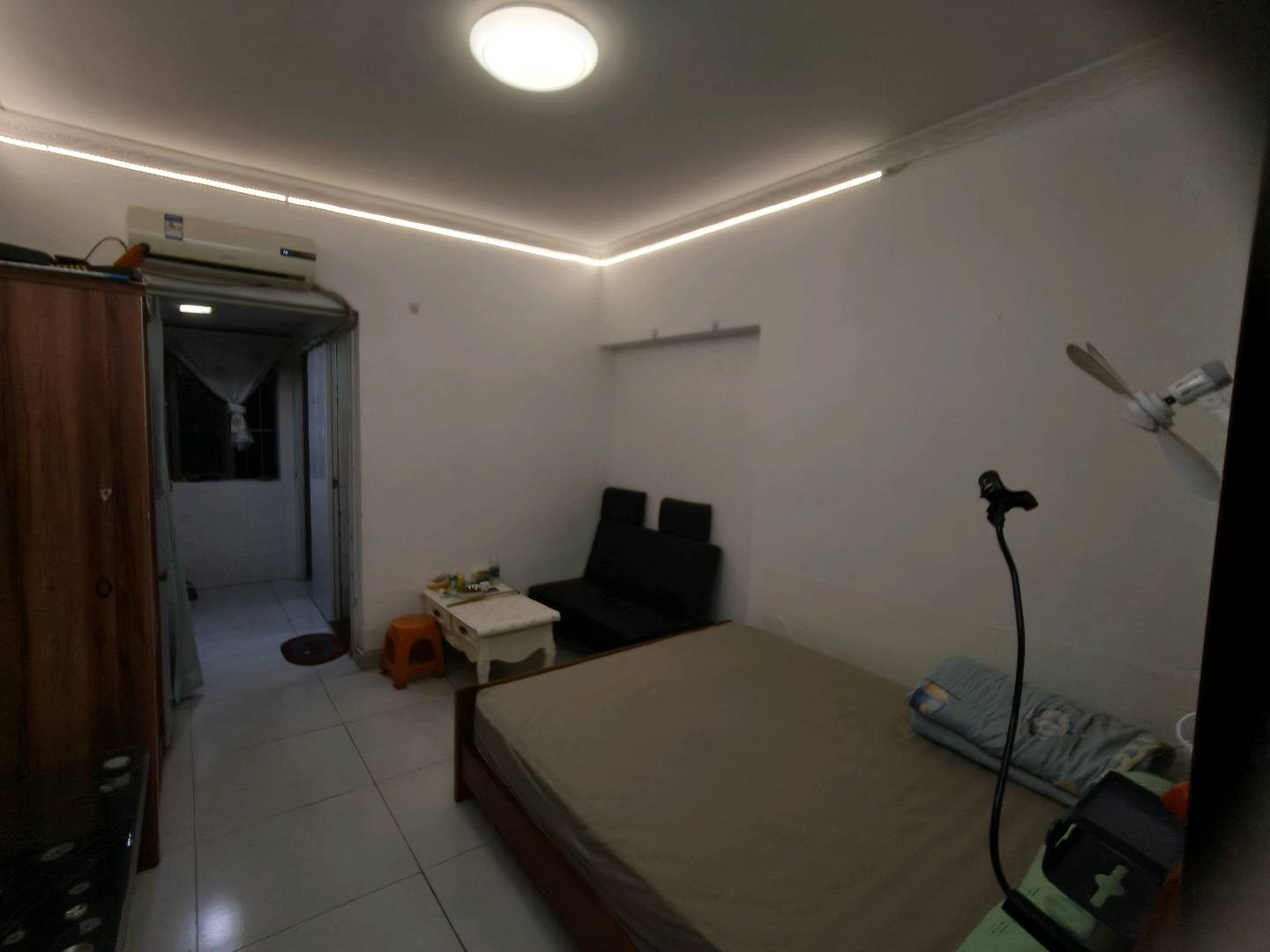 黄金花园 随时看房·