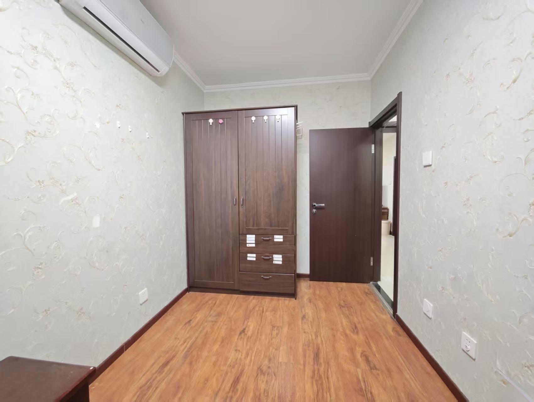 马公庄小区 随时看房·