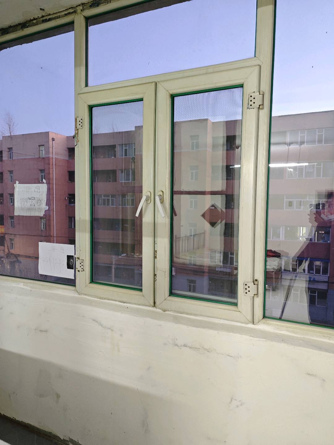 车轮厂宿舍 随时看房·