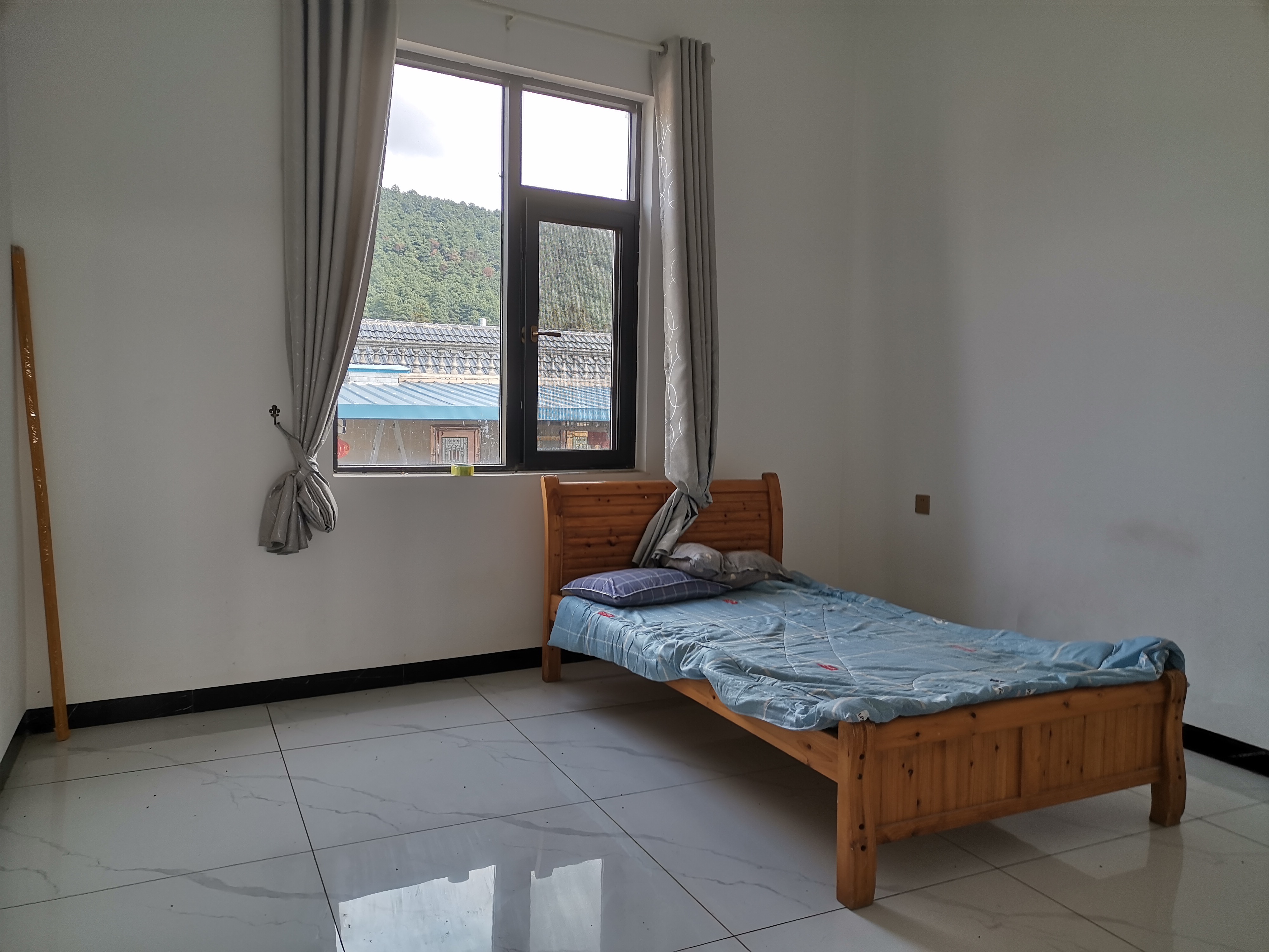 恩荣村 随时看房·