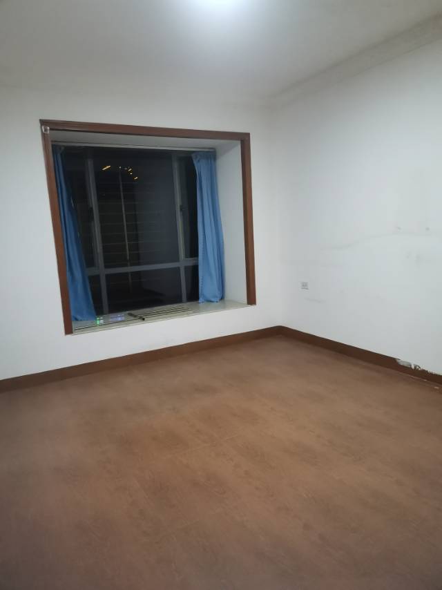 莲花塘安置小区 随时看房·