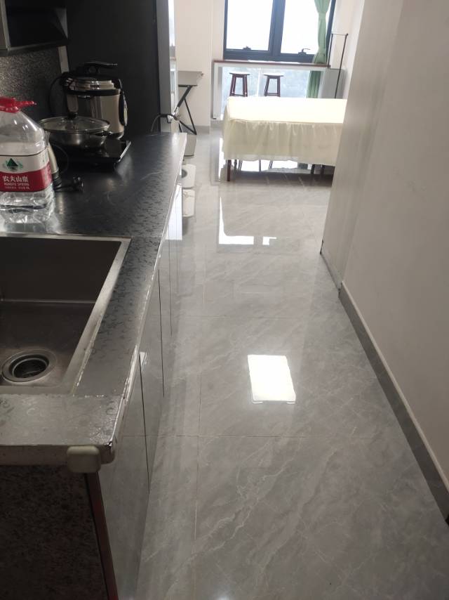 佳年华广场二期2栋 随时看房·