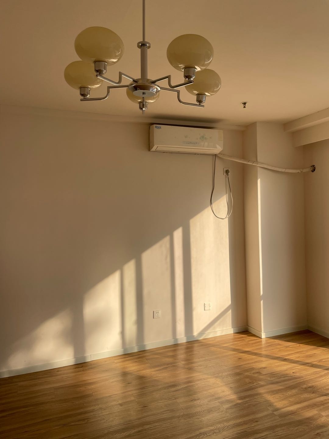 宏宇新天地 随时看房·