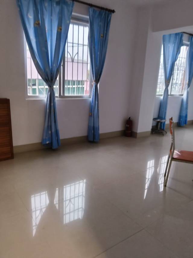 赤坎新华路18号 随时看房·