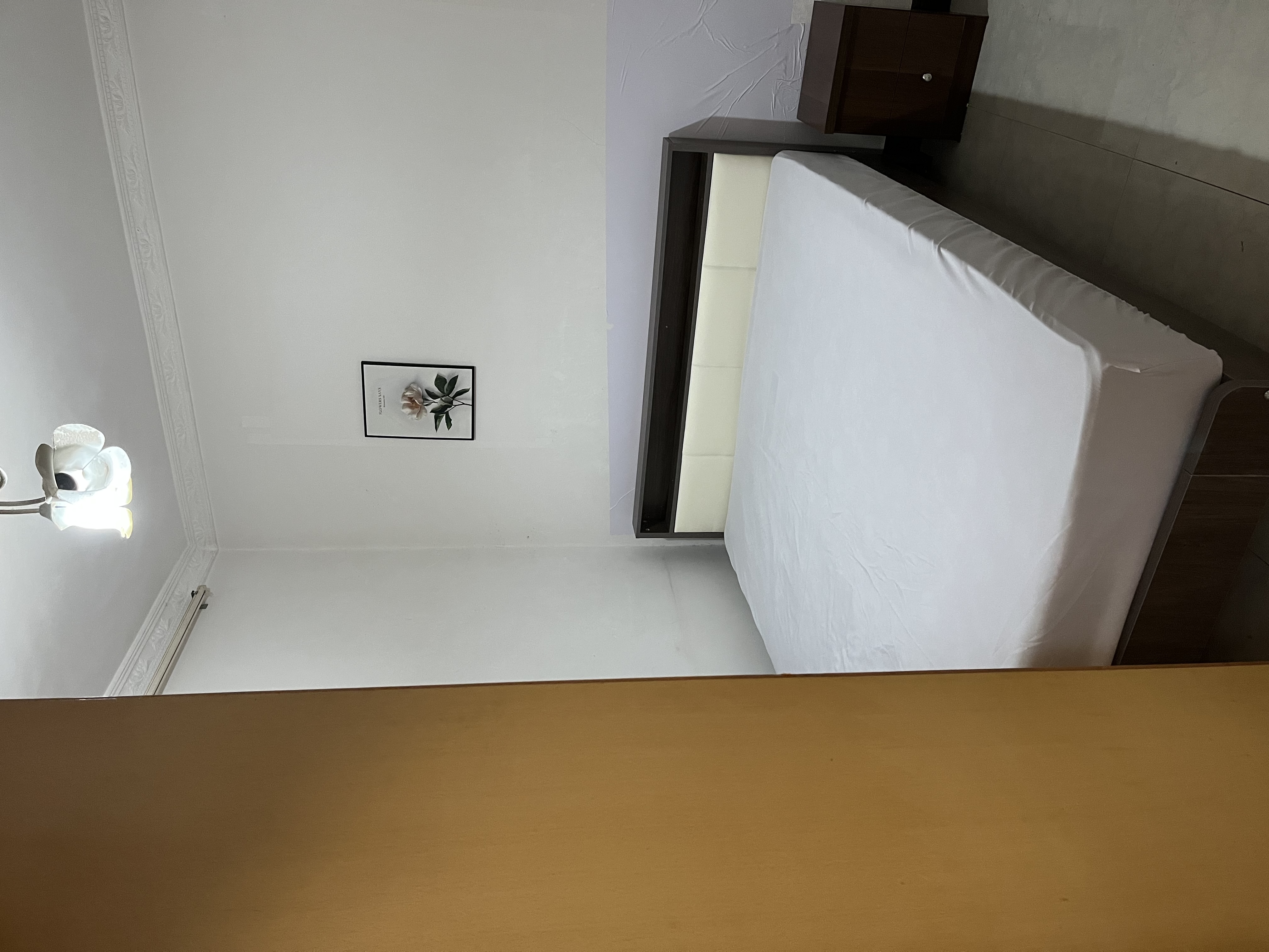 宝华豪庭门口 随时看房·