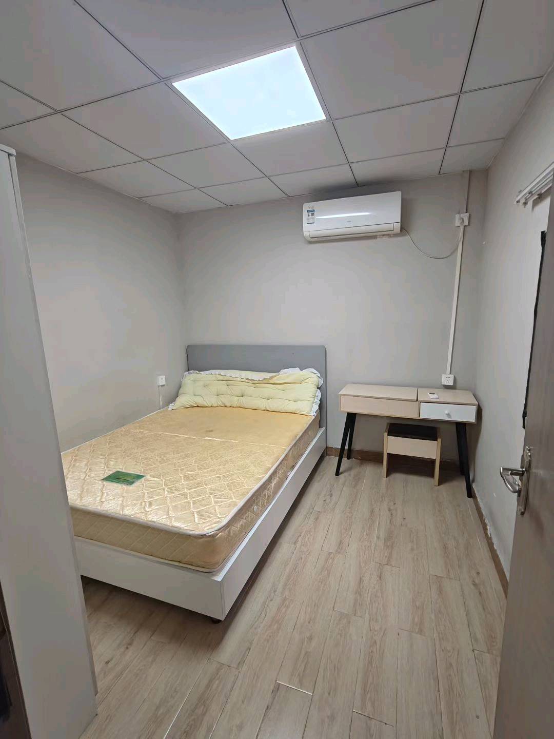 东联公寓 随时看房·