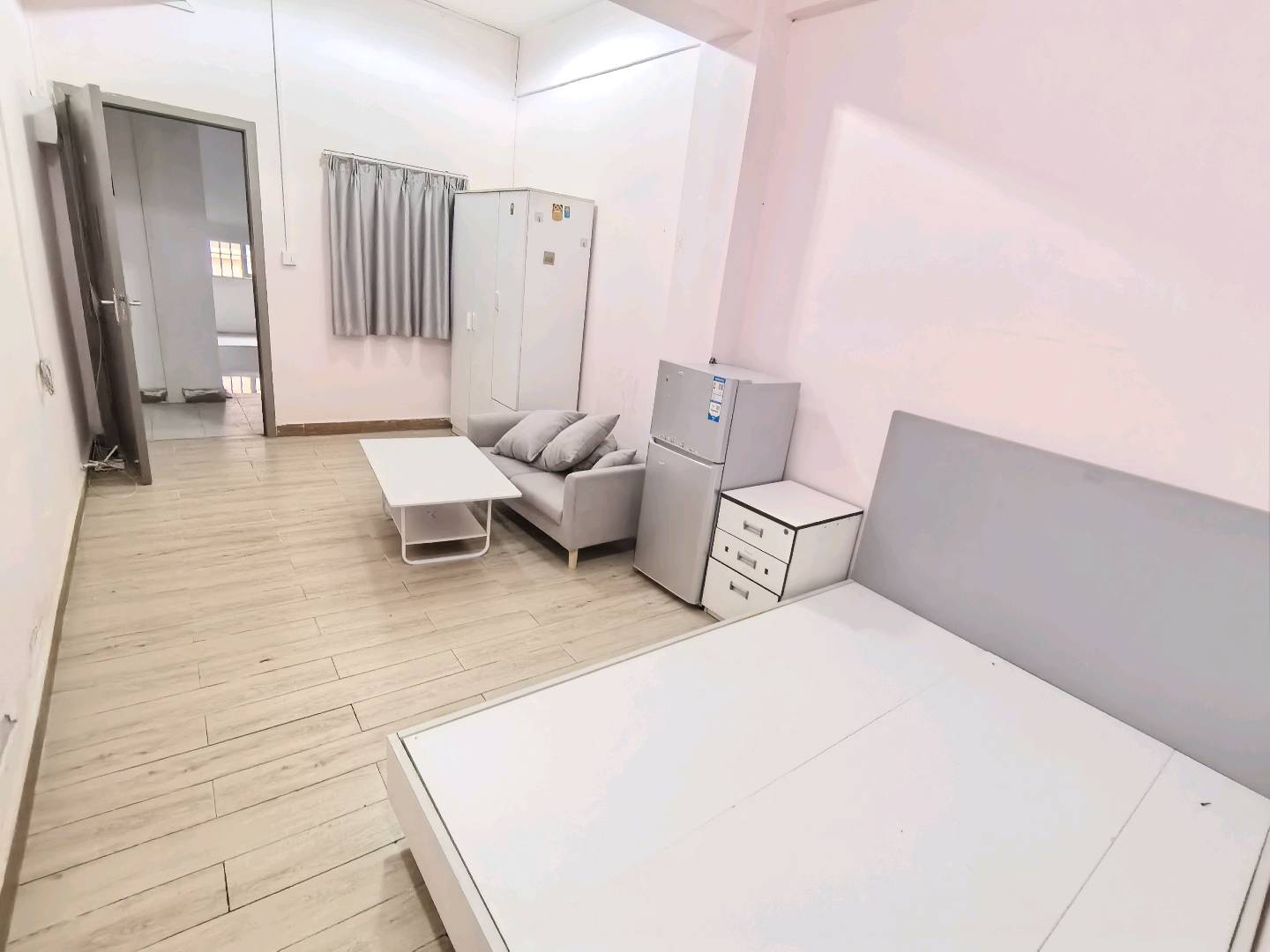 东联公寓 随时看房·