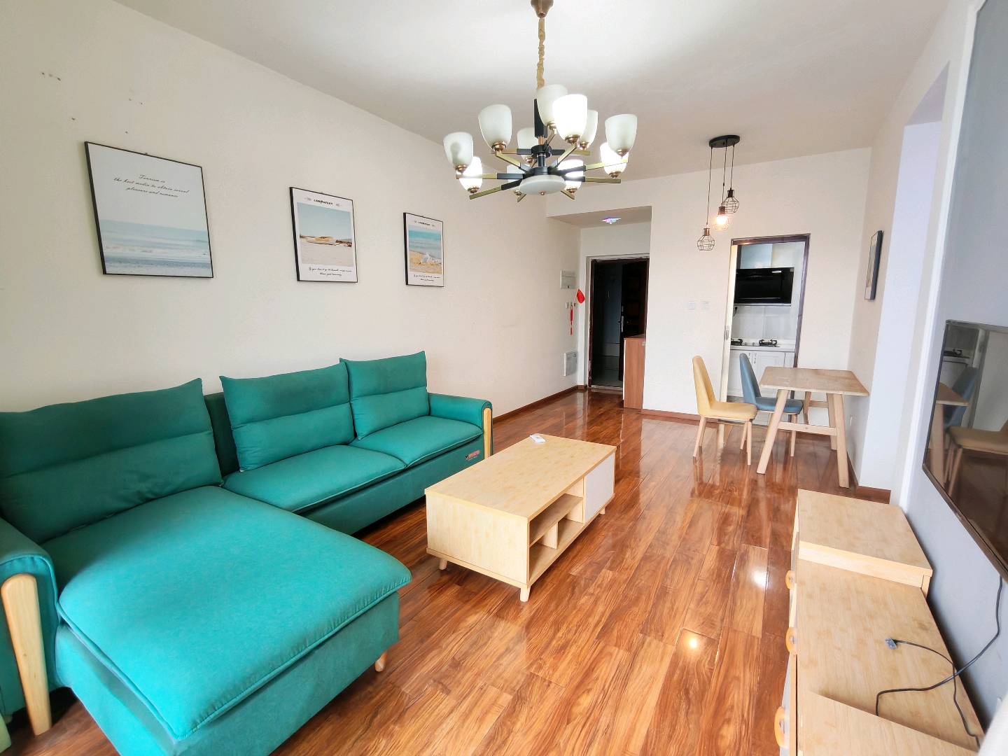 中铁通锦坊 3居室 3300元/月