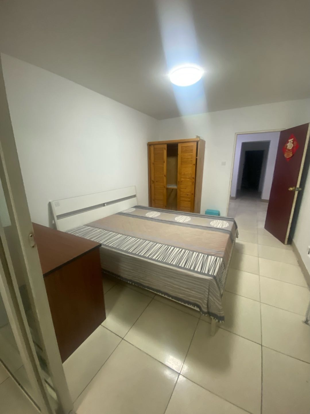 建材城西一里 随时看房·