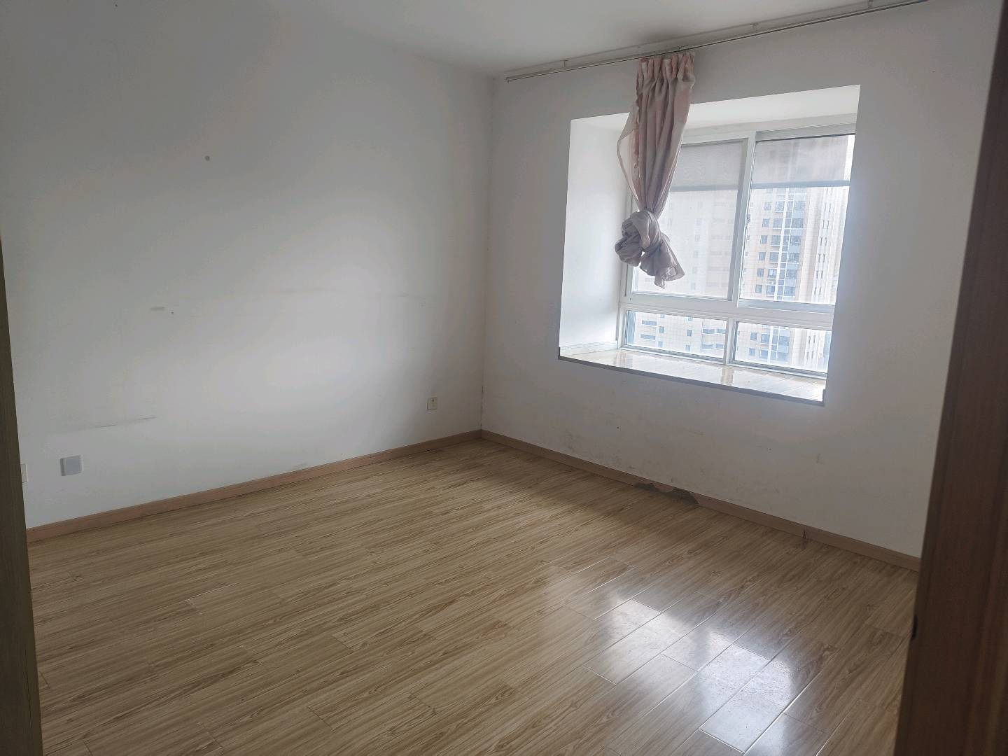 润泰花园 随时看房·