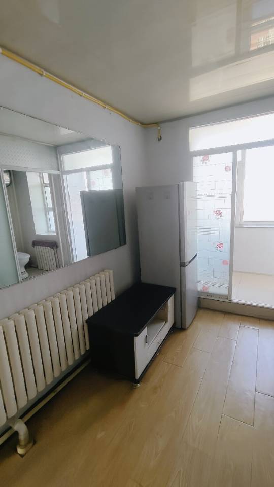 三五零四南湖大路 随时看房·