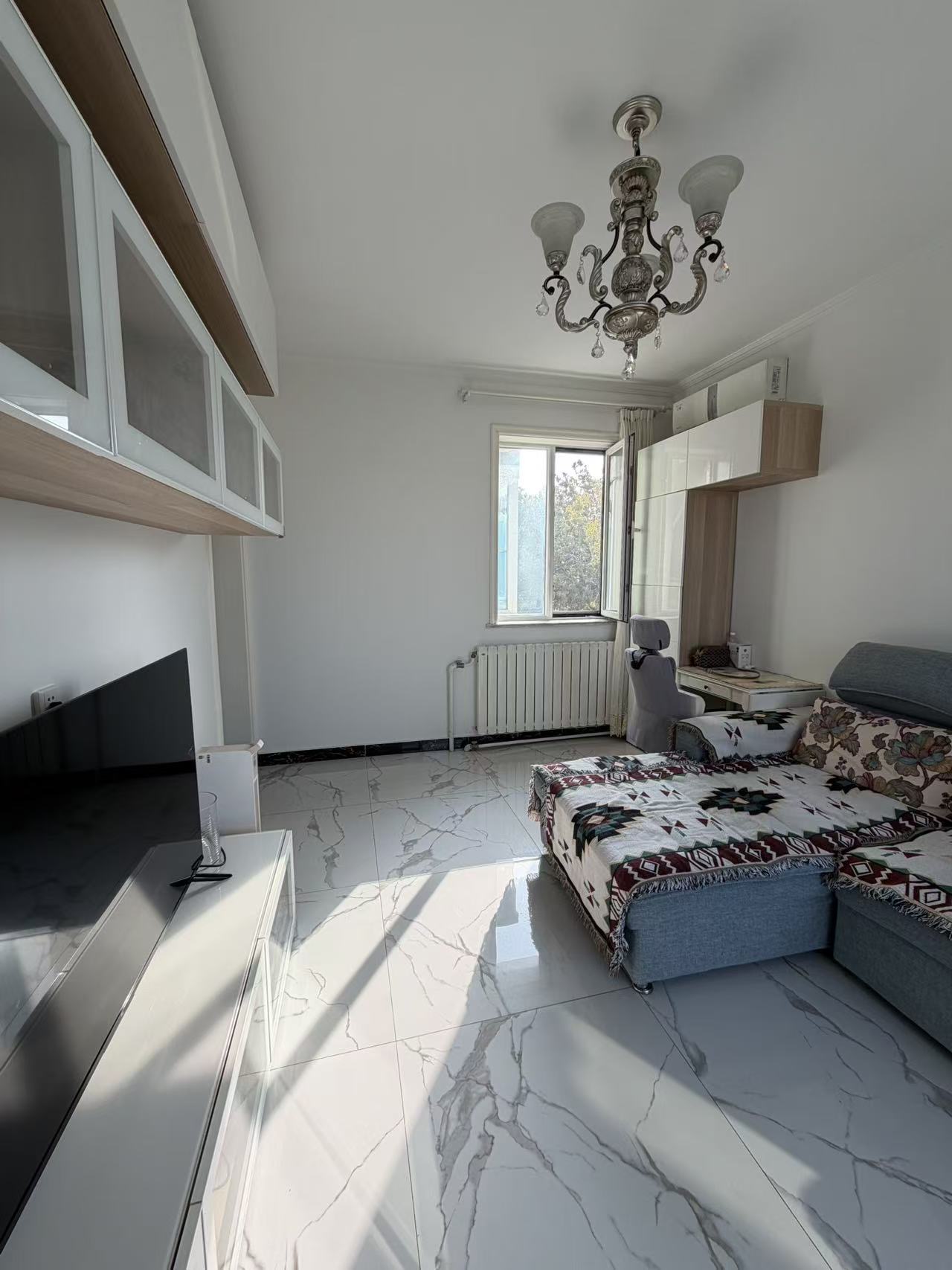 体育馆路 随时看房·