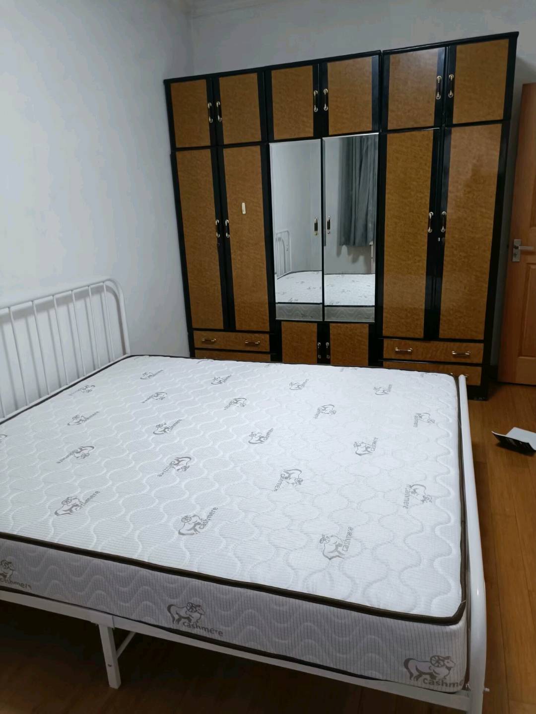 曹后一村 随时看房·