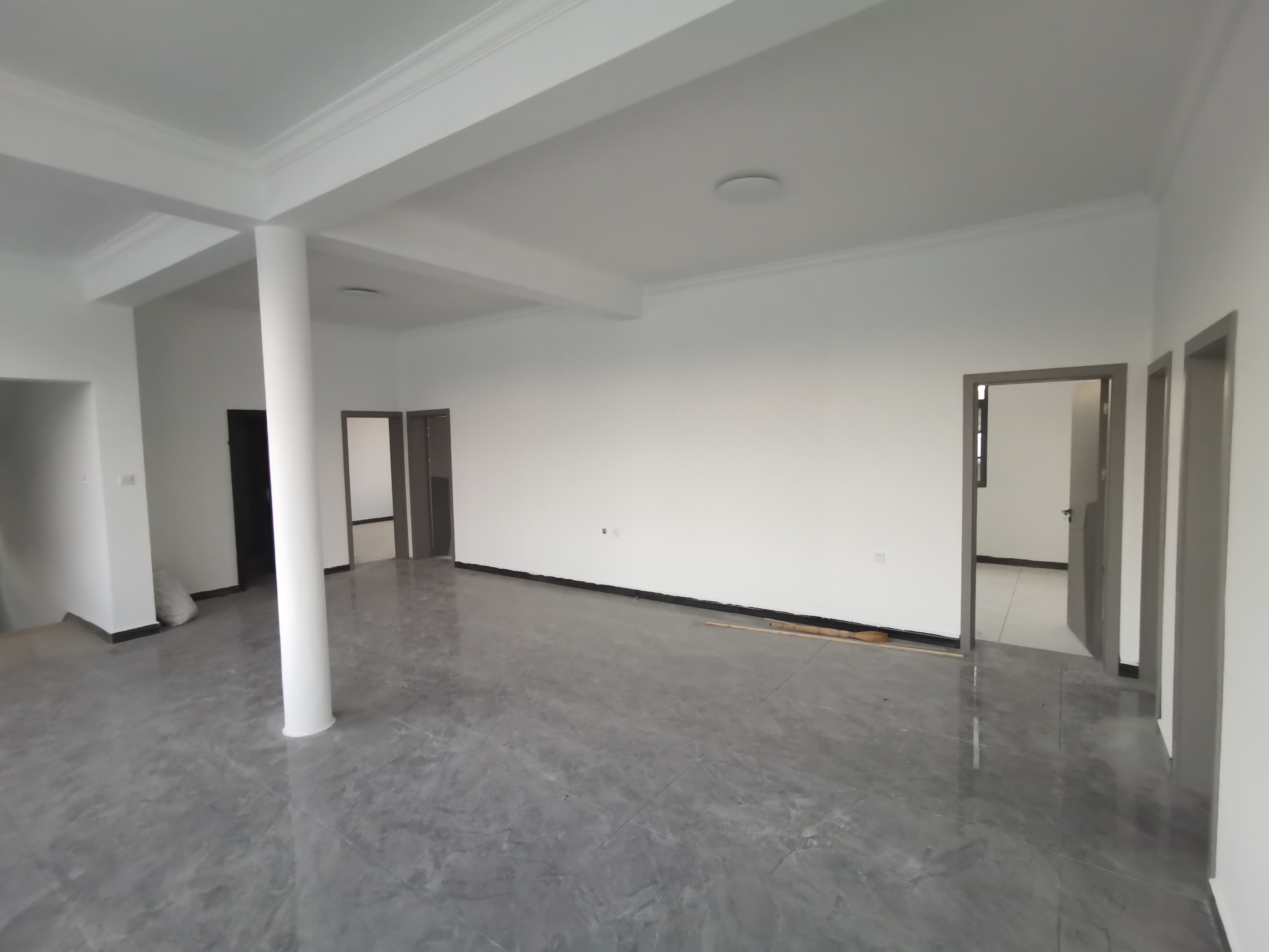 大理市凤仪镇千户营（大理滇西医疗中心旁） 随时看房·