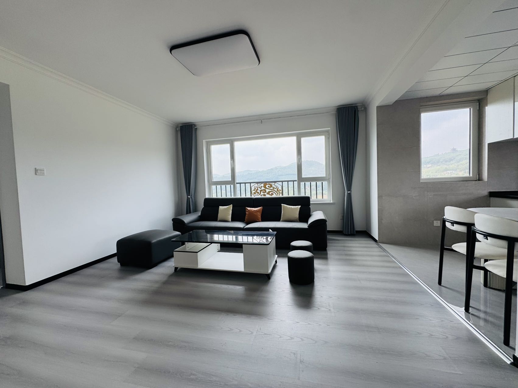 盛德山水绿城三期 随时看房·