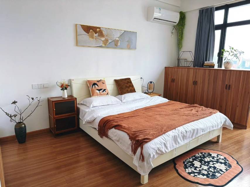 六维中央酒店 随时看房·