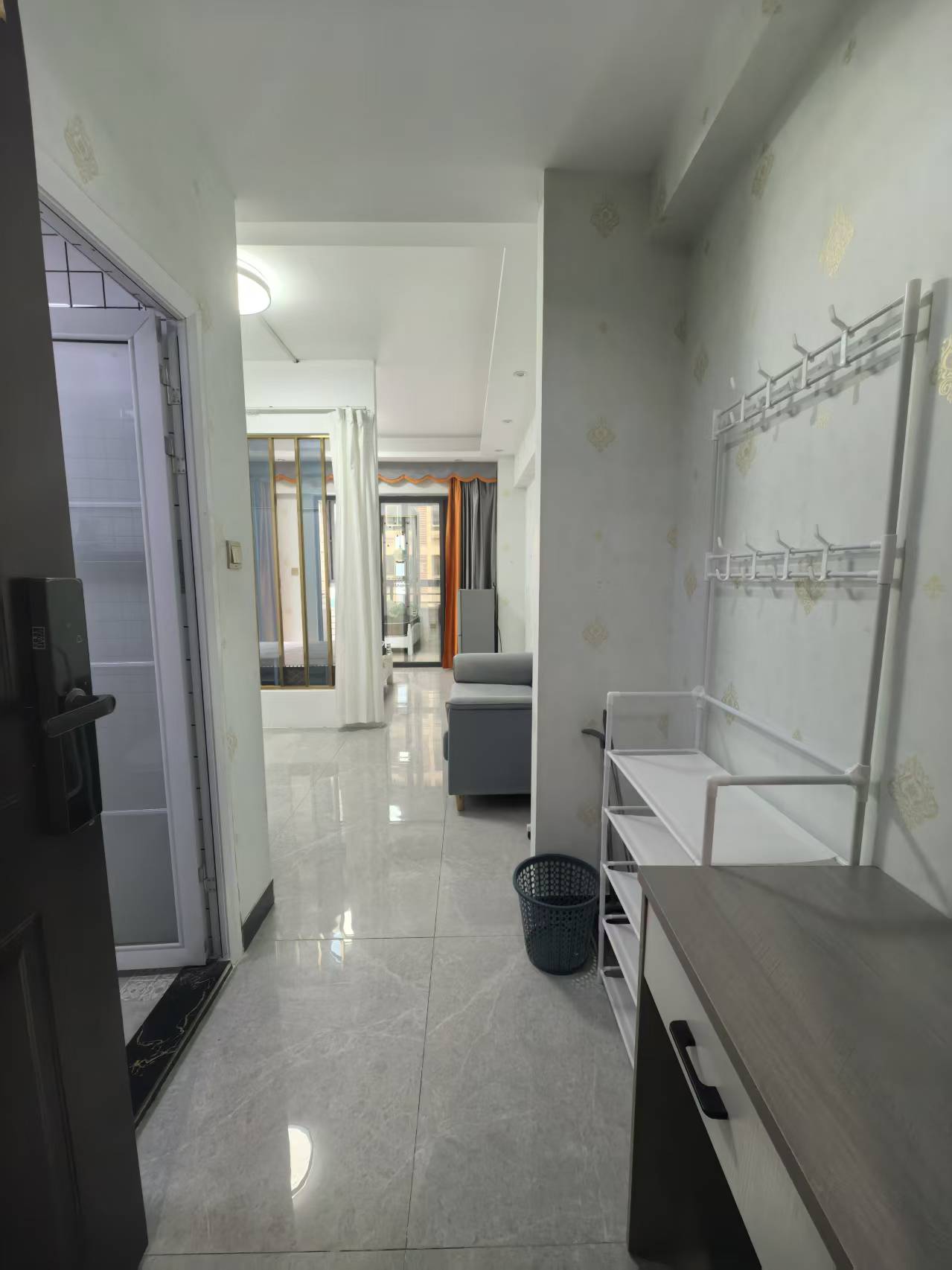 湖边御景A区 随时看房·