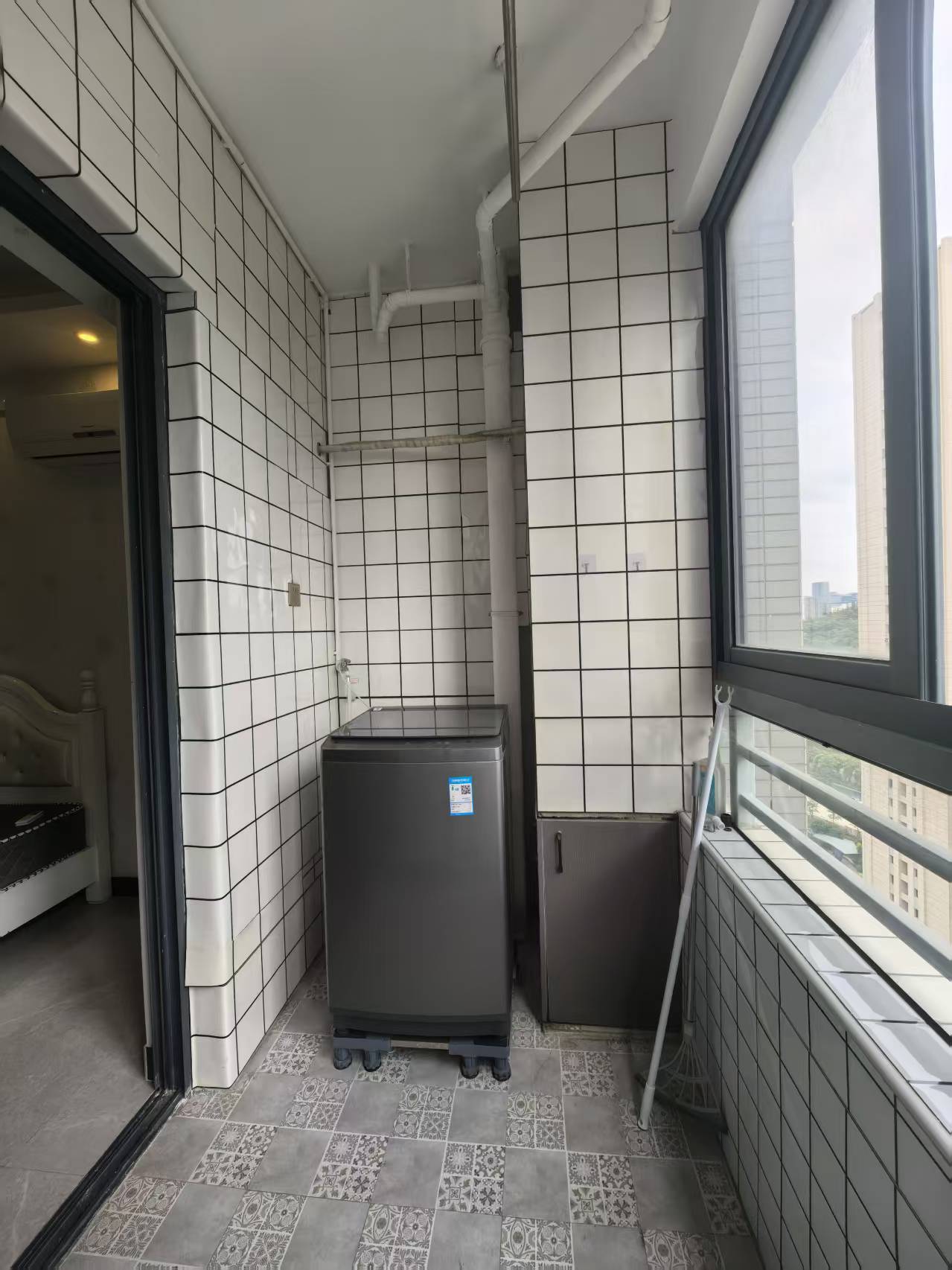 湖边御景A区 随时看房·