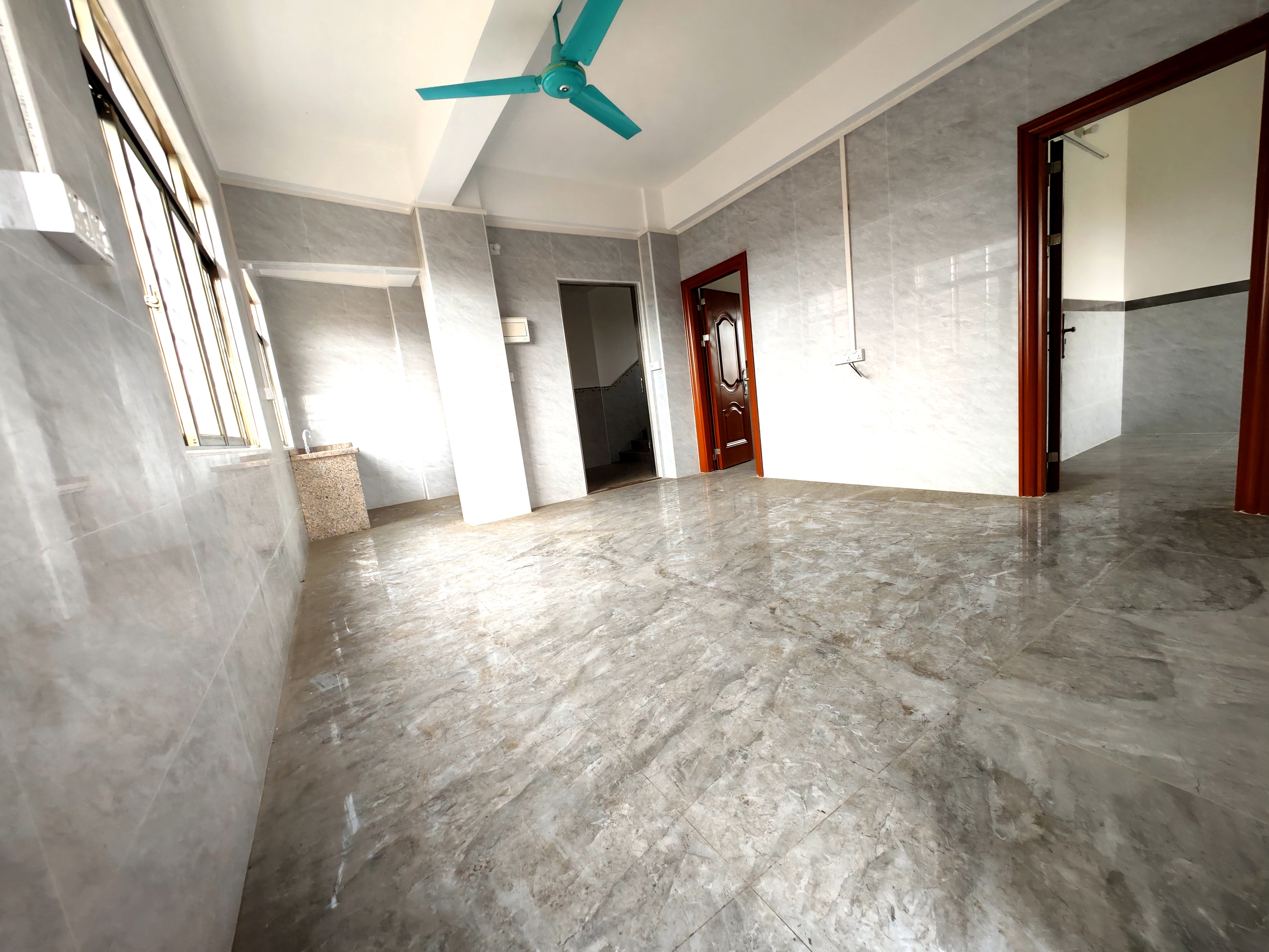 自建房 随时看房·