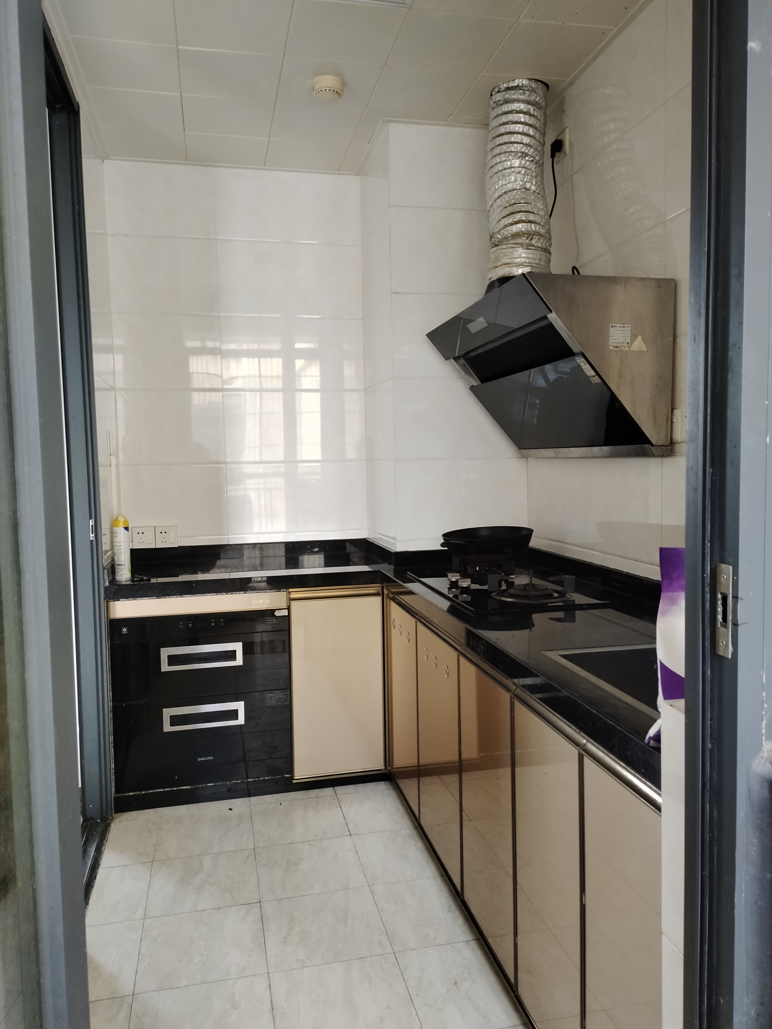 罗仙新村 随时看房·