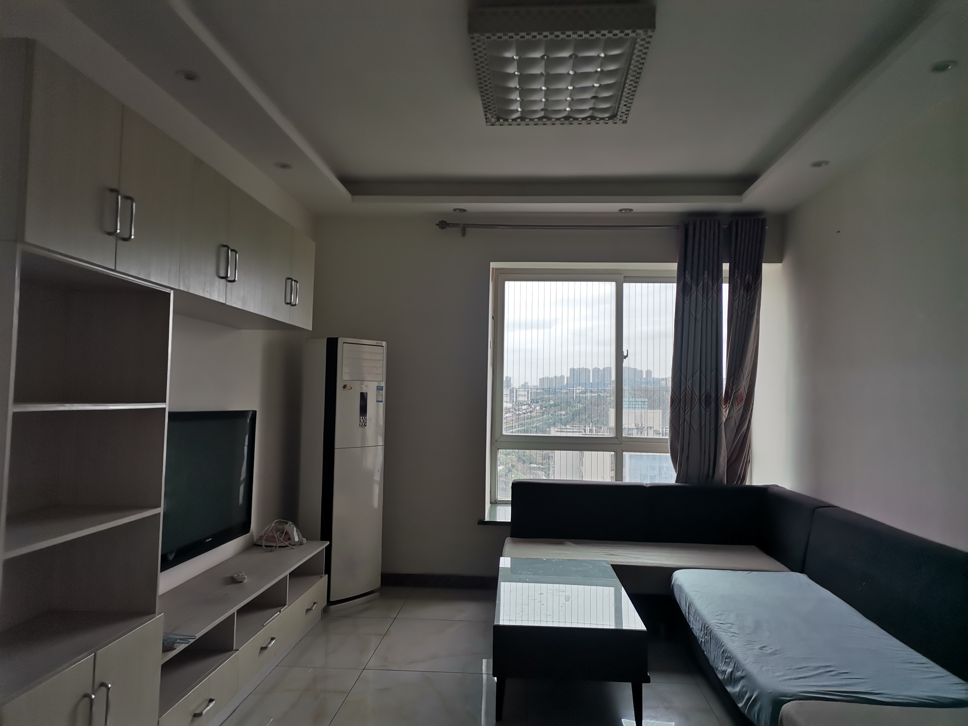 环山国际 3居室 1900元/月