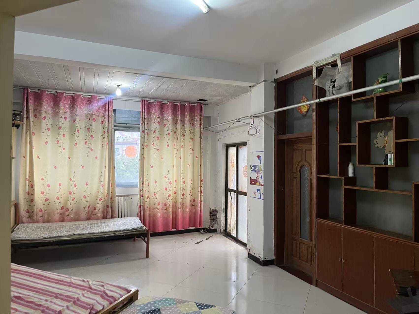 艺昌公司家属院 随时看房·