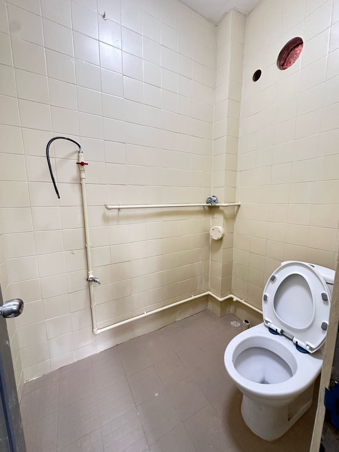 沿山路综合楼 随时看房·