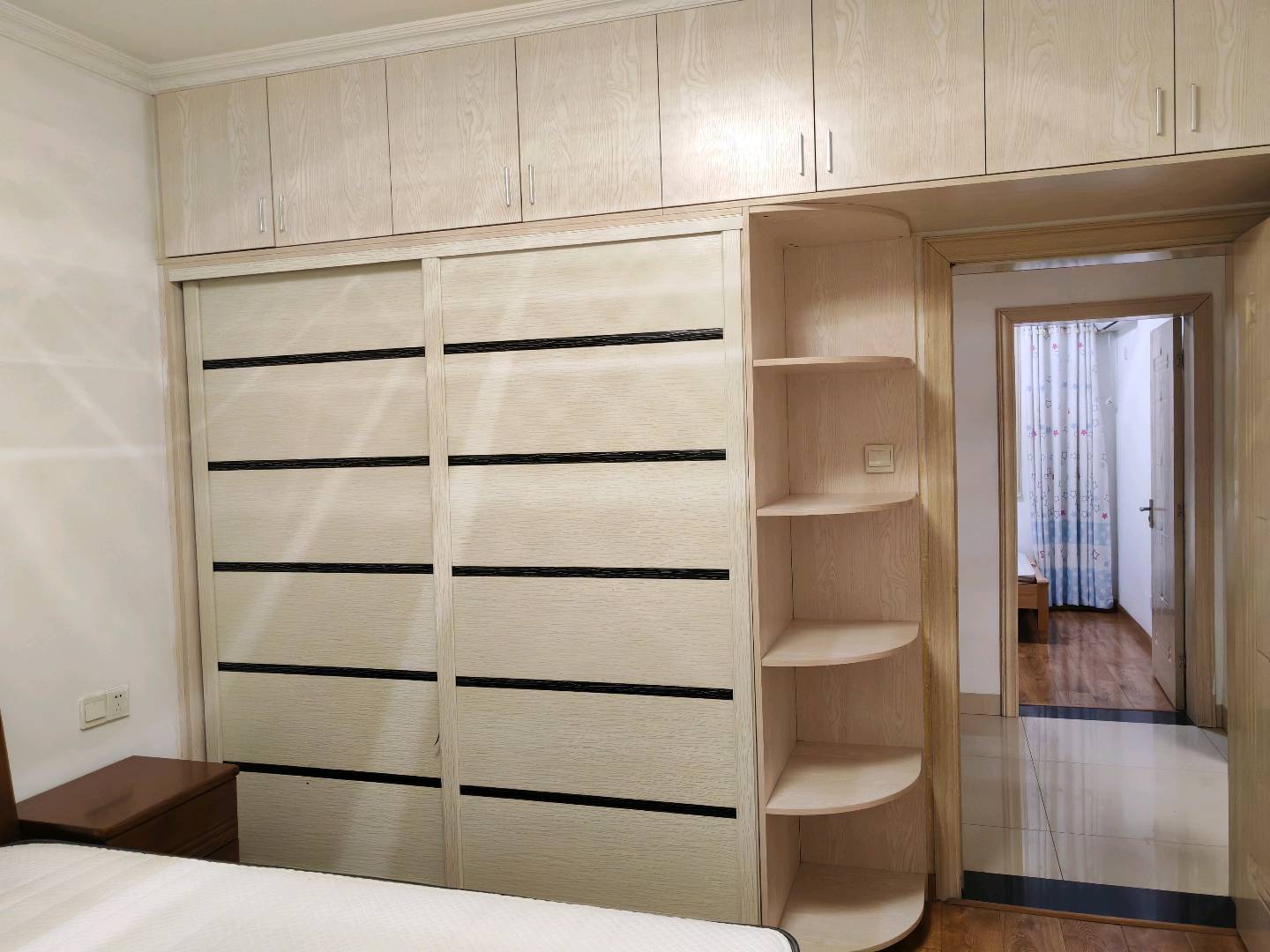 昆仑花园 随时看房·