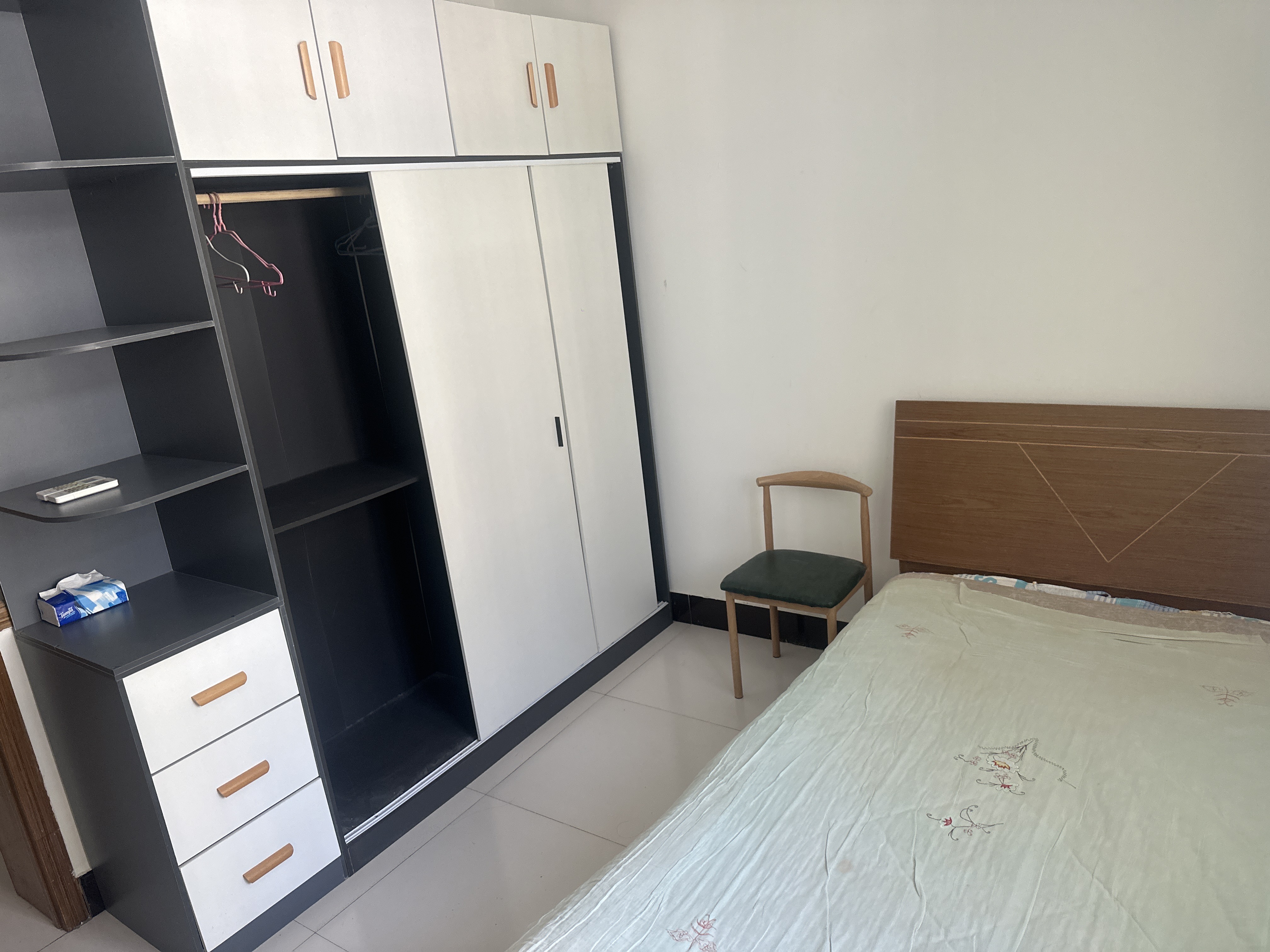 天长新村 随时看房·