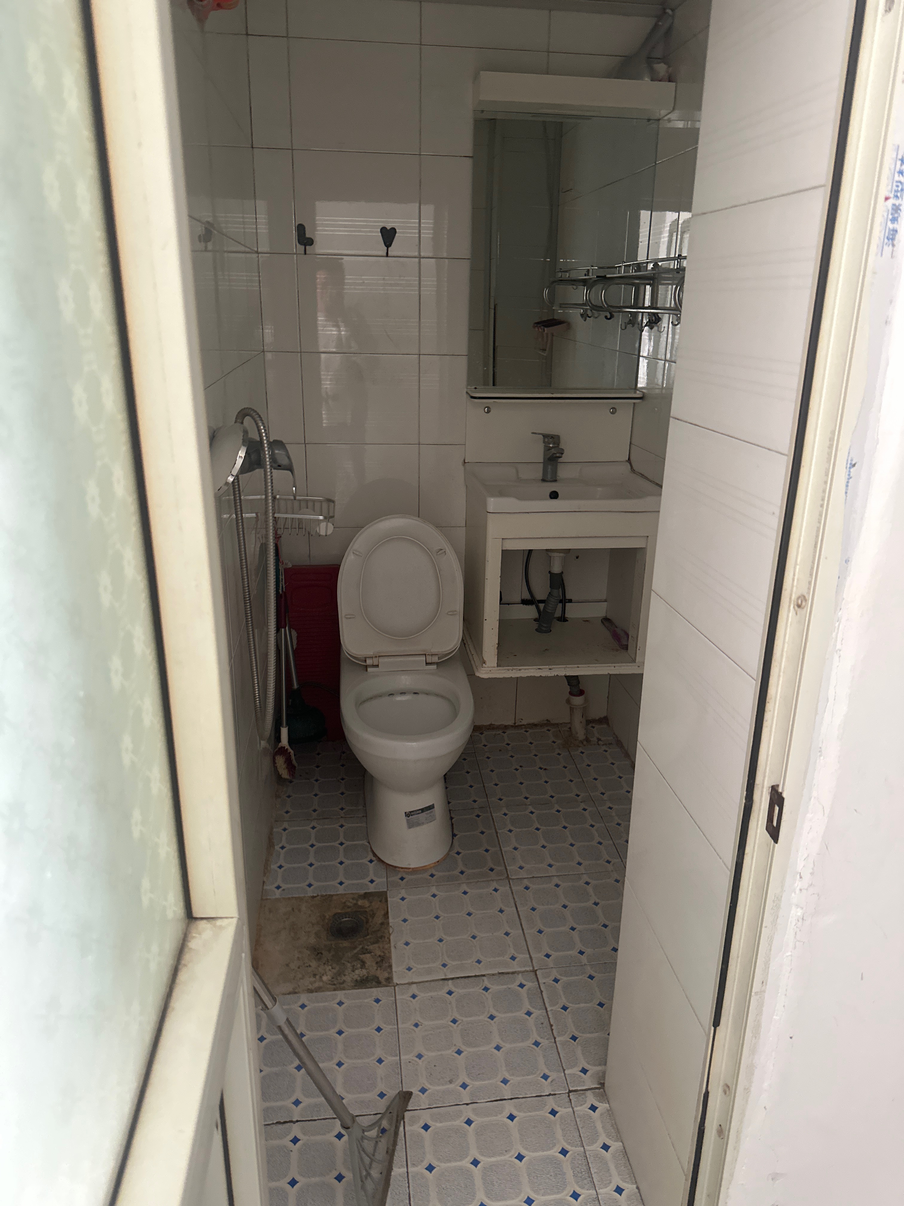 天长新村 随时看房·