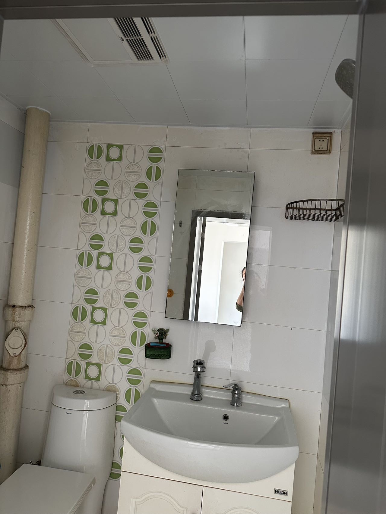 安华里二区17号楼 随时看房·