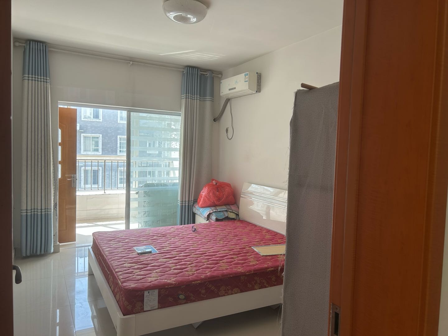 泰山名郡 随时看房·