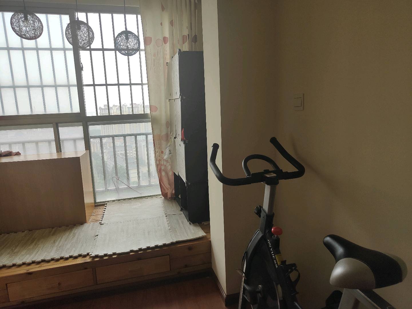 兴豪门 随时看房·