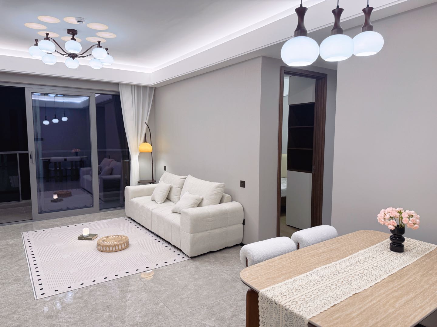 中天大家 悦潮云望府 3居室 7300元/月