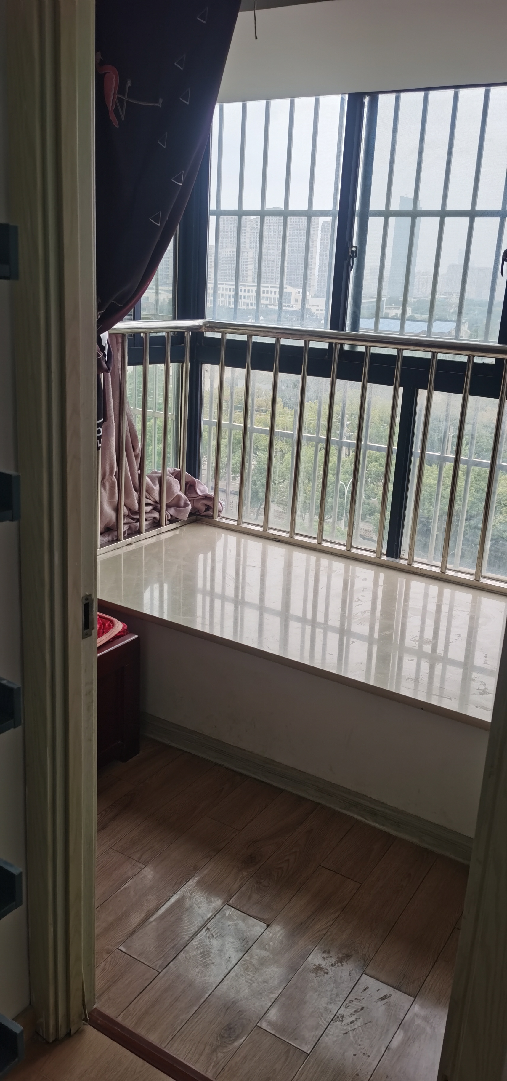 世家名门花园 随时看房·