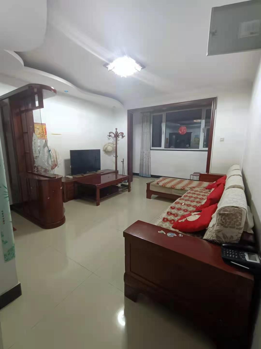 阳光优势小区 2居室 1000元/月