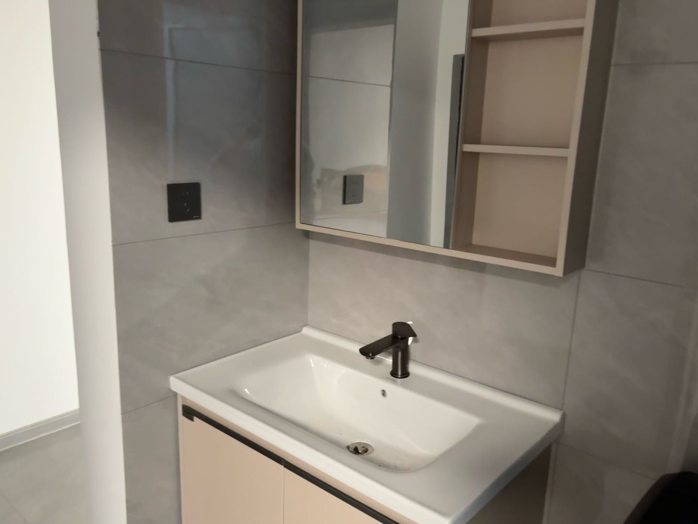 秦汉和苑 随时看房·