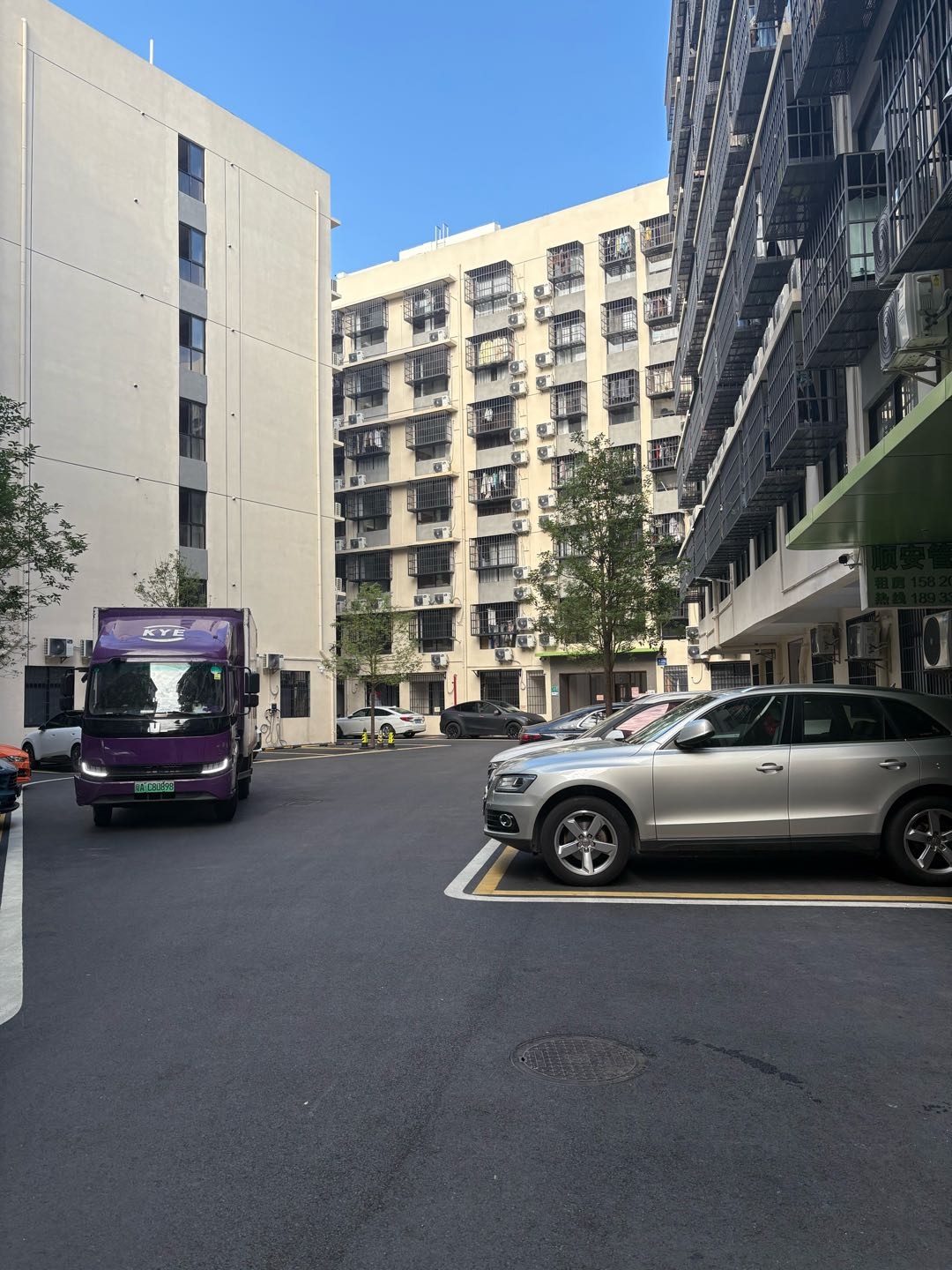 顺安小区 随时看房·