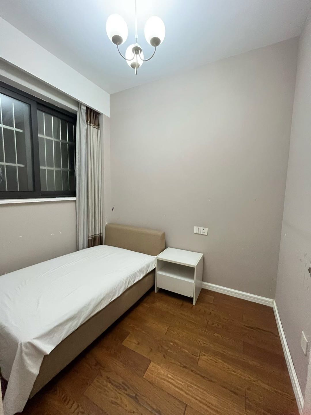 擎天半岛小区 随时看房·