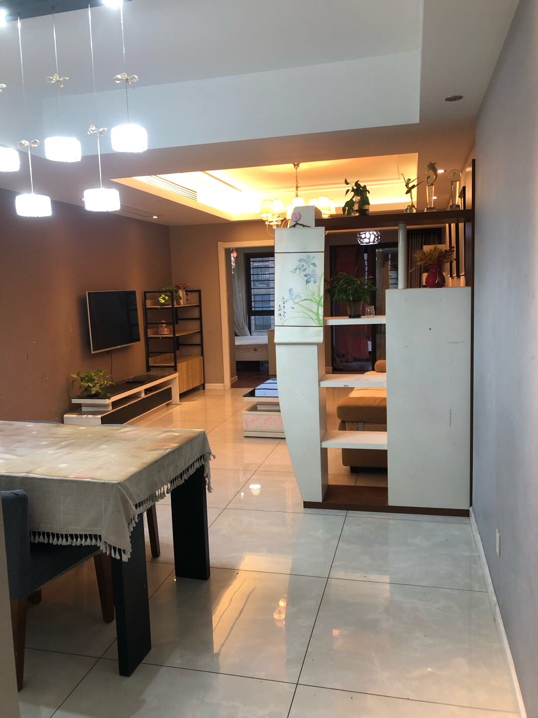 擎天半岛小区 随时看房·