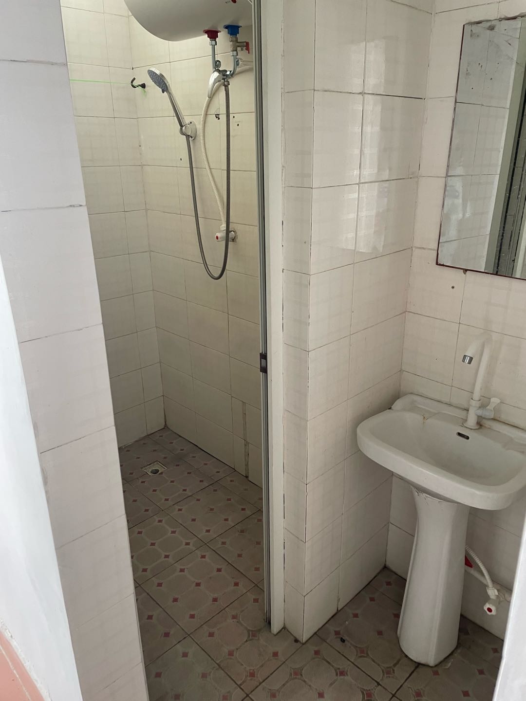 家兴公寓 随时看房·