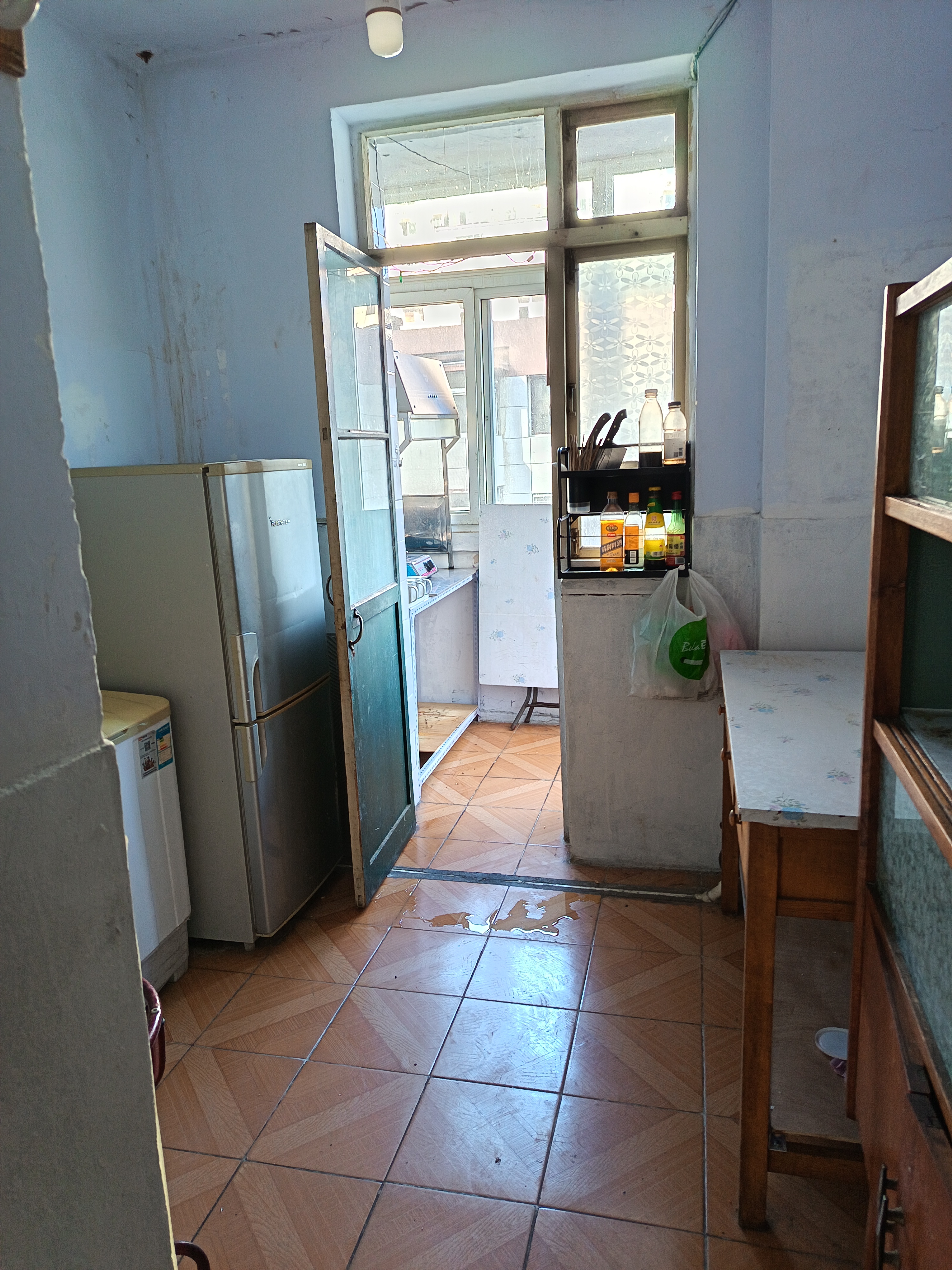 裕华路供电局家属楼 随时看房·