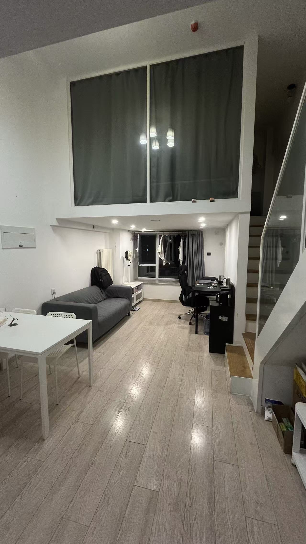 远洋新仕界 2居室 2900元/月