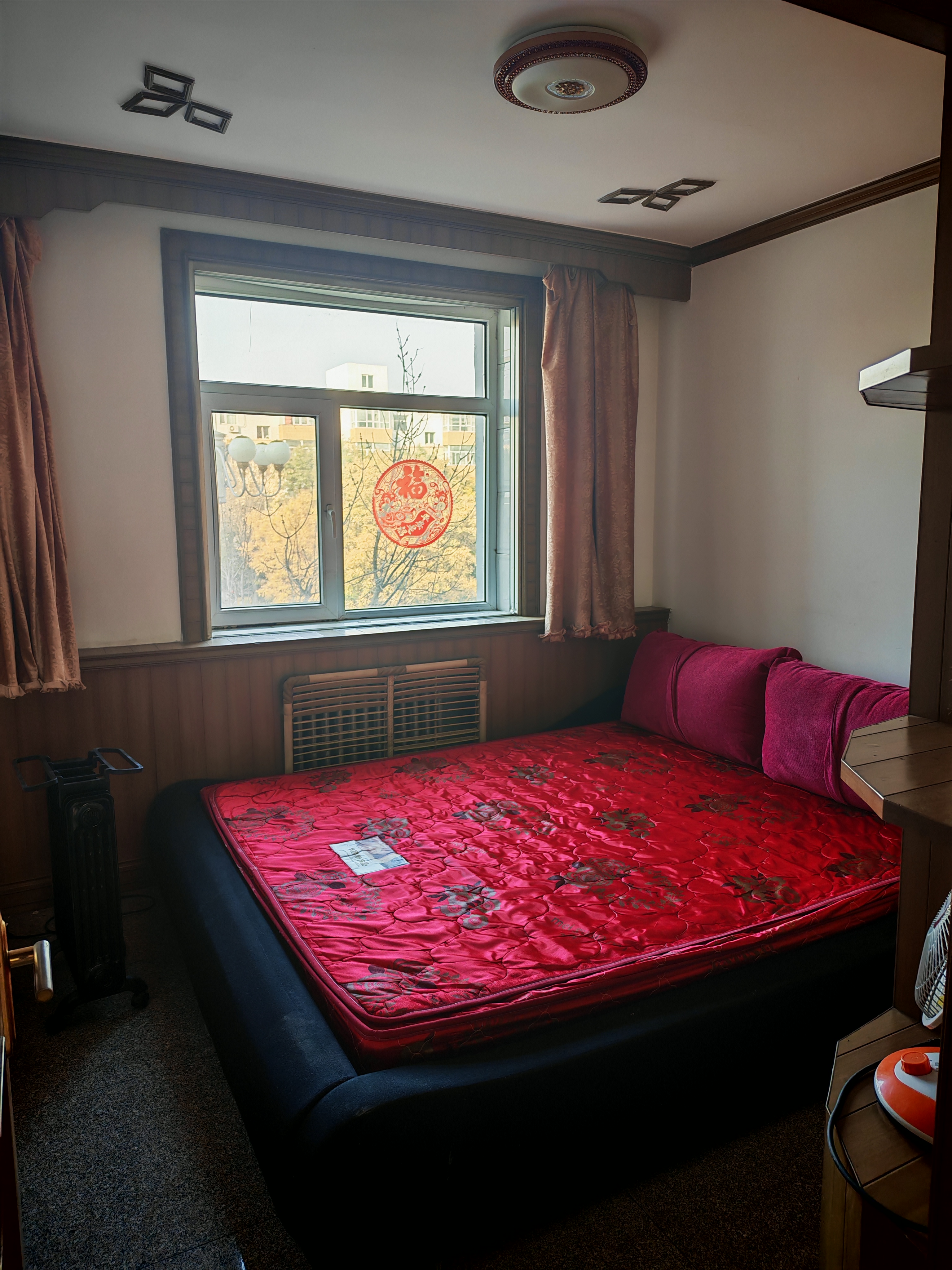 公交分局家属楼 随时看房·